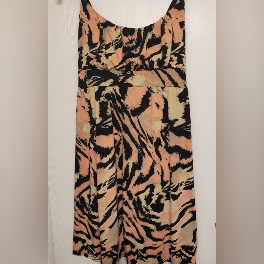 Women’s Alison Brittney animal print midi length tie back dress in size xl
